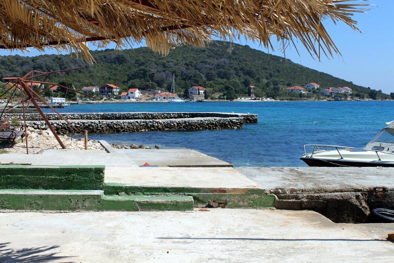 Apartments By The Sea Brgulje, Molat - 6241 Exterior photo