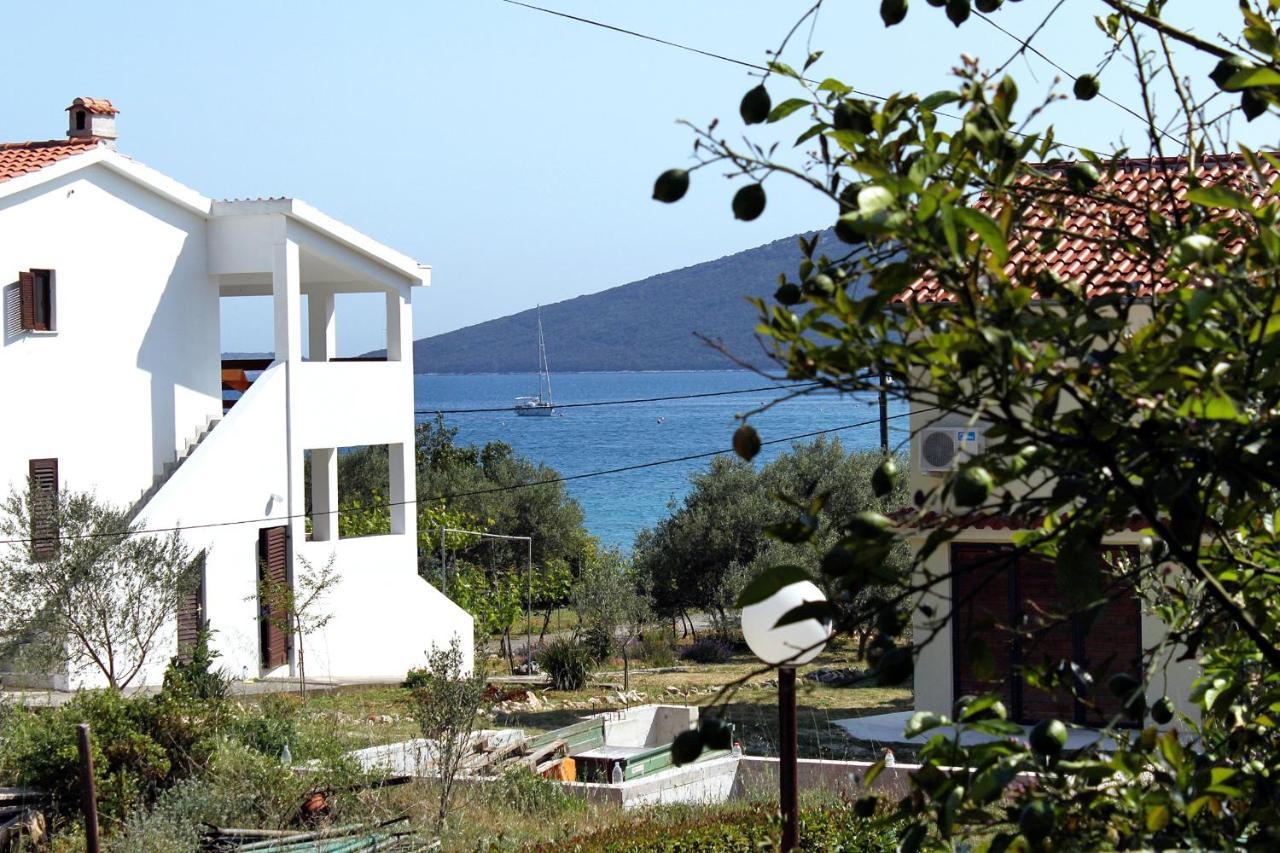 Apartments By The Sea Brgulje, Molat - 6241 Exterior photo